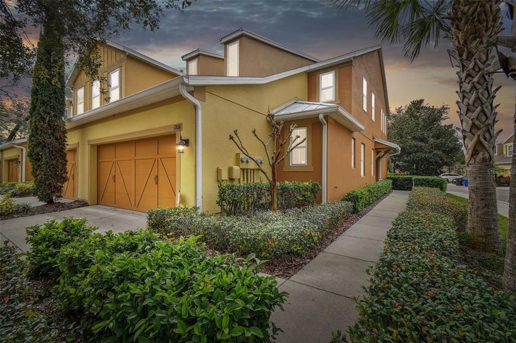 Recently Sold: $400,000 (3 beds, 2 baths, 2172 Square Feet)