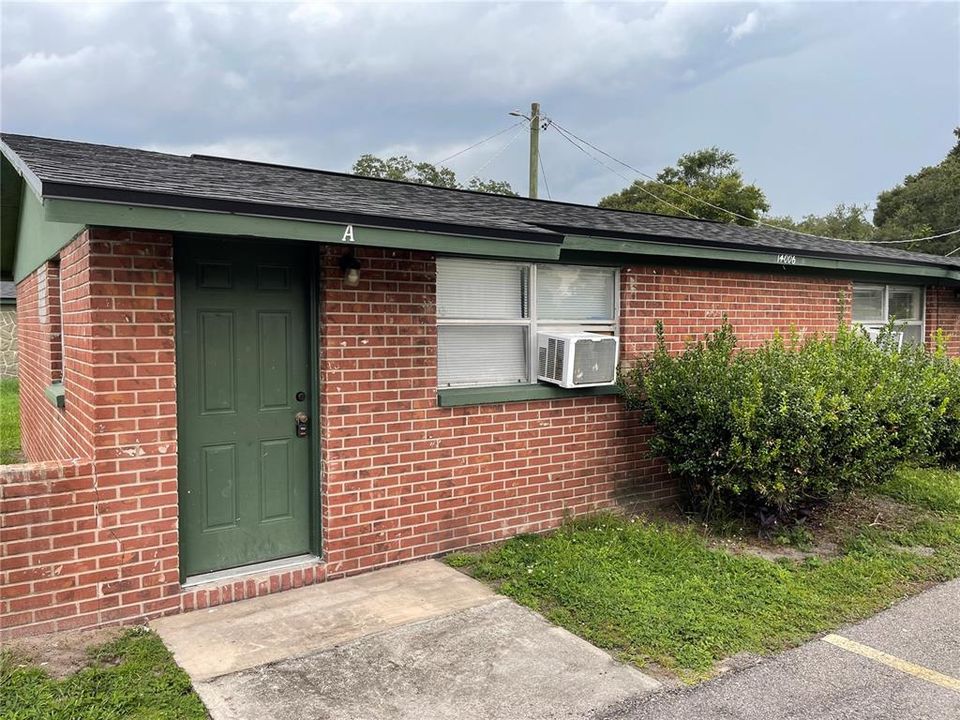 Recently Rented: $1,150 (1 beds, 1 baths, 450 Square Feet)