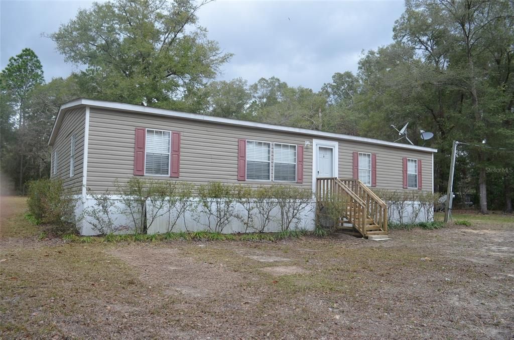 Recently Sold: $195,000 (4 beds, 2 baths, 1500 Square Feet)