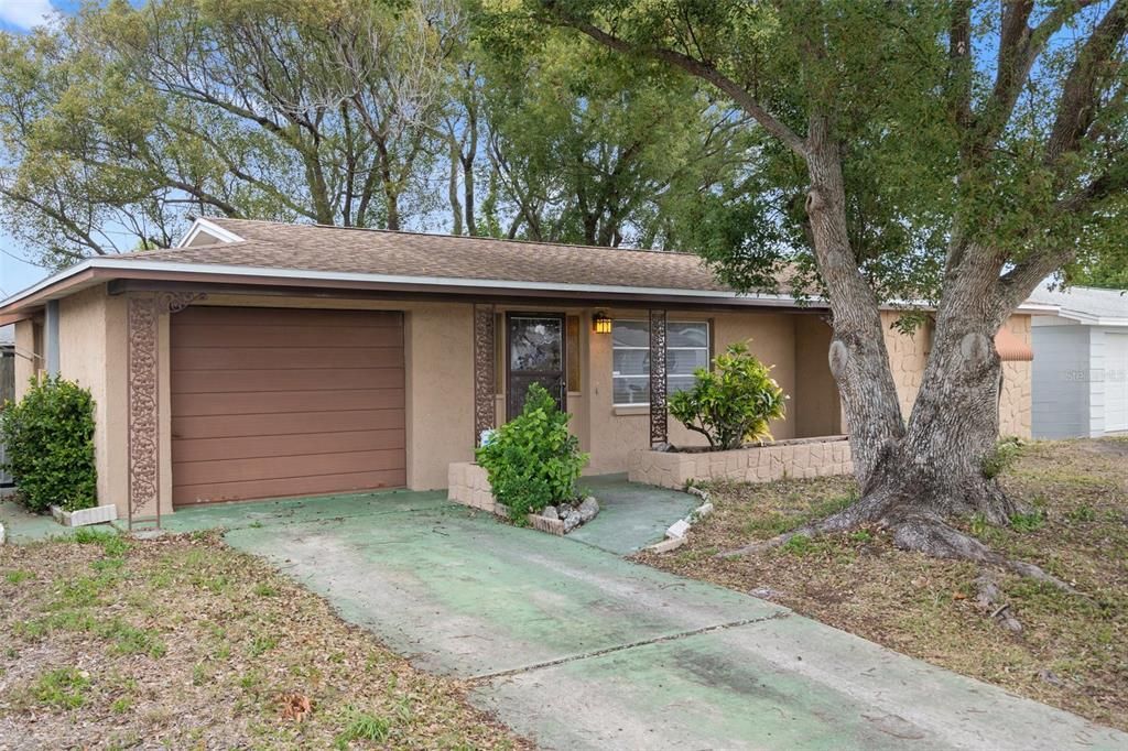 Recently Sold: $219,000 (3 beds, 1 baths, 1079 Square Feet)