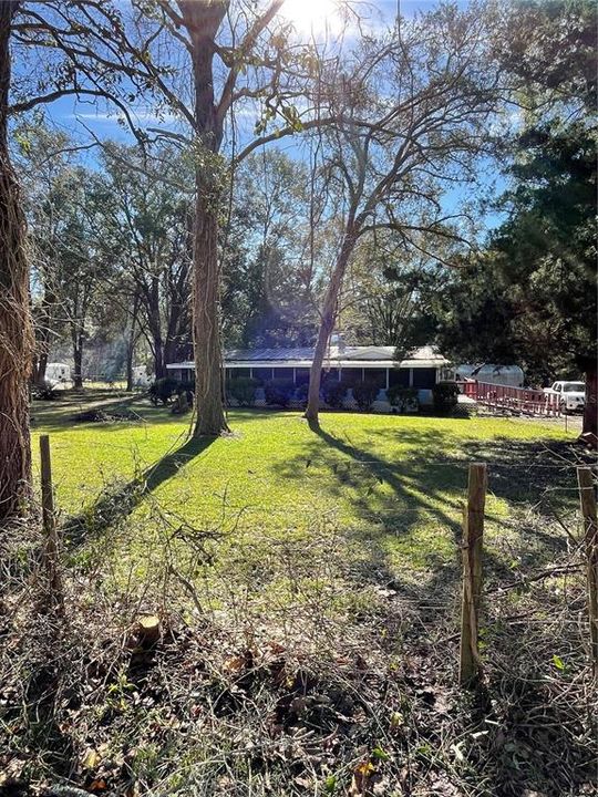 Vendido Recientemente: $100,000 (3 camas, 2 baños, 1484 Pies cuadrados)