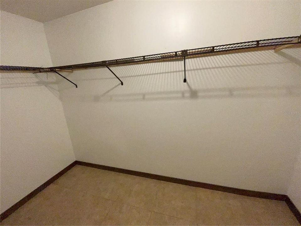 En Venta: $360,000 (5 camas, 3 baños, 2597 Pies cuadrados)