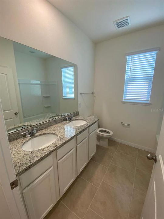 Active With Contract: $2,600 (4 beds, 3 baths, 2107 Square Feet)