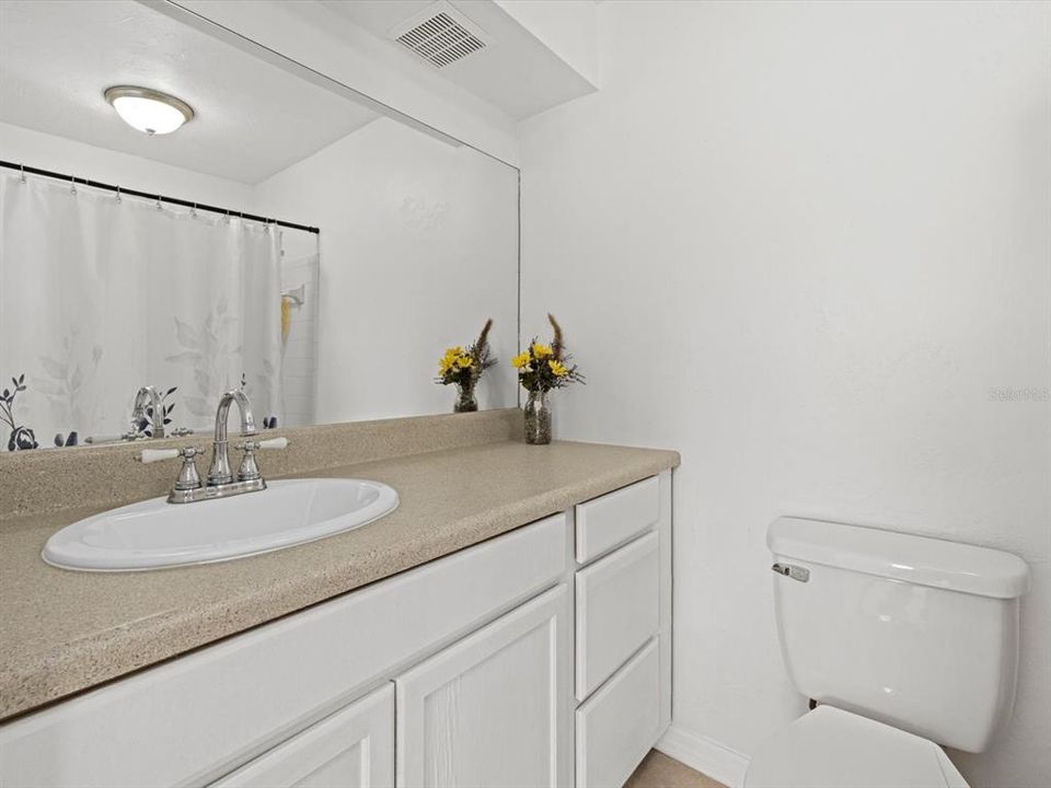 Active With Contract: $120,000 (1 beds, 1 baths, 760 Square Feet)