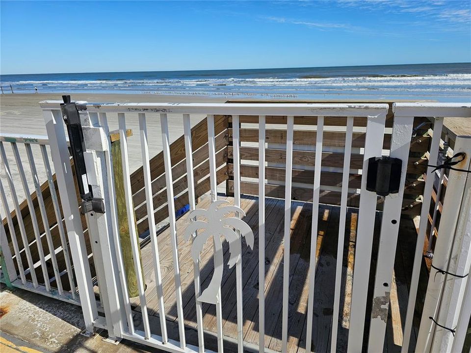 FB Beach Gate