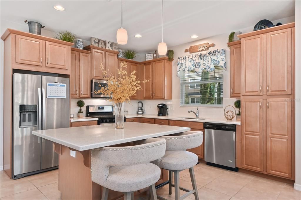 Active With Contract: $2,575 (3 beds, 2 baths, 1811 Square Feet)