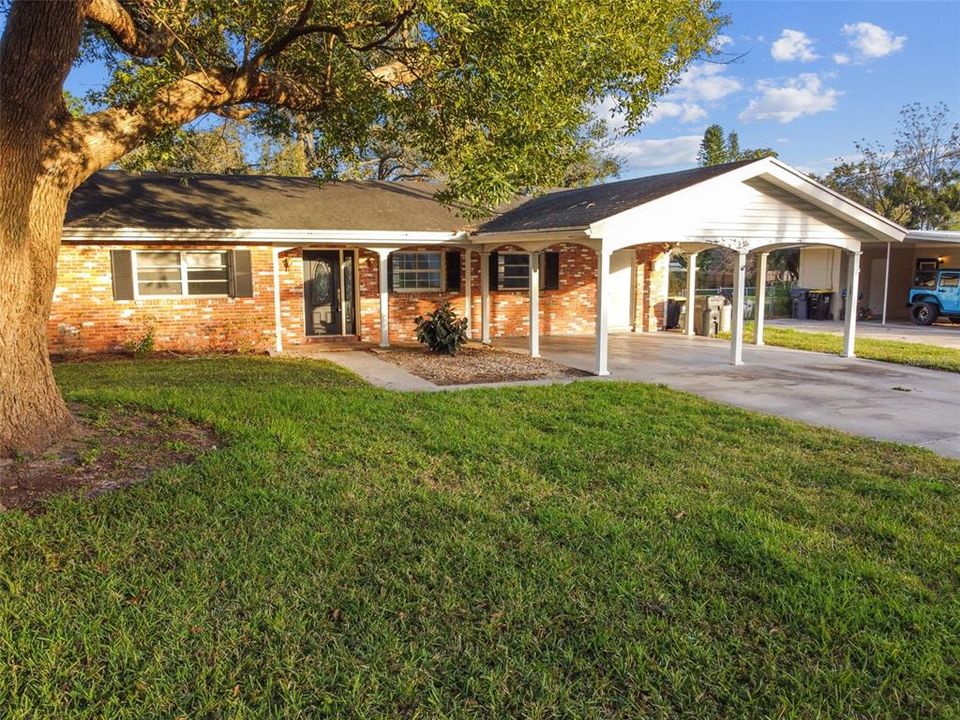 Recently Sold: $199,000 (3 beds, 1 baths, 1403 Square Feet)