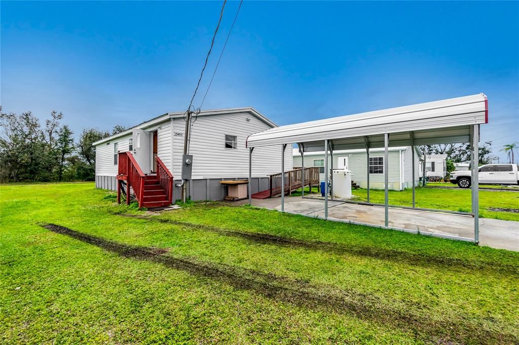 Недавно продано: $159,900 (2 спален, 2 ванн, 1040 Квадратных фут)