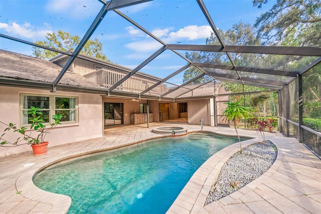 Recently Sold: $845,000 (4 beds, 3 baths, 3463 Square Feet)