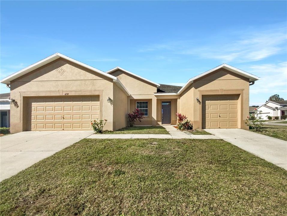 Active With Contract: $347,000 (4 beds, 3 baths, 2163 Square Feet)