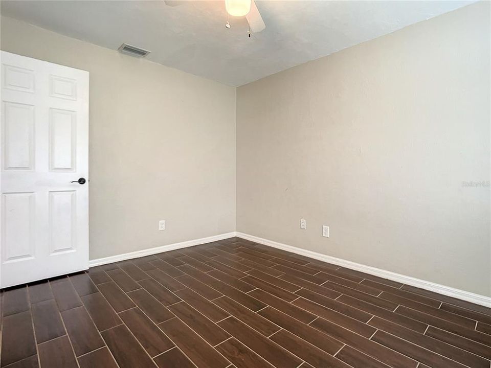 For Rent: $2,250 (2 beds, 2 baths, 1120 Square Feet)