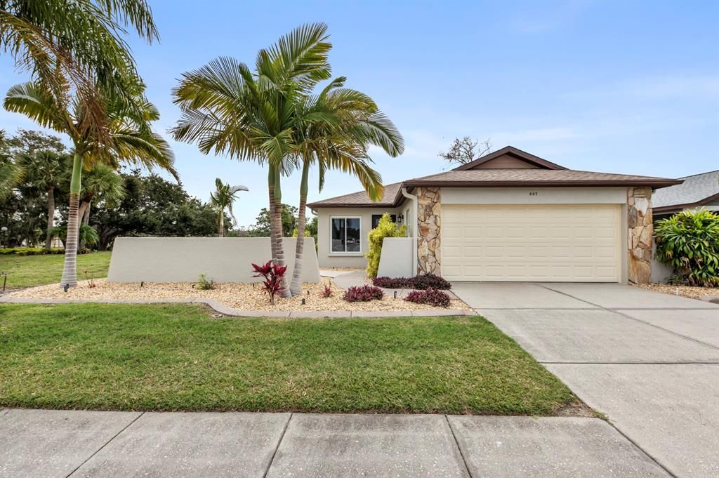 Recently Sold: $350,000 (2 beds, 2 baths, 1510 Square Feet)