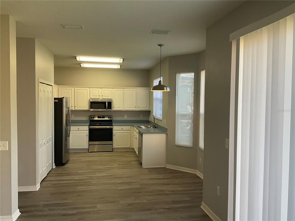 Active With Contract: $2,620 (4 beds, 2 baths, 2468 Square Feet)
