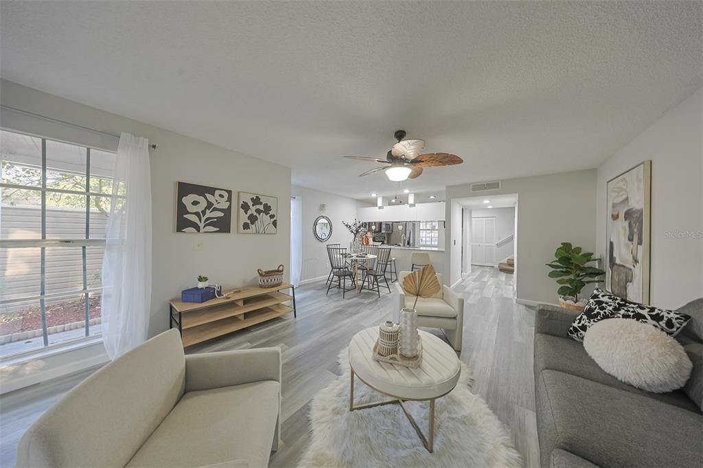 Active With Contract: $242,400 (2 beds, 2 baths, 1234 Square Feet)