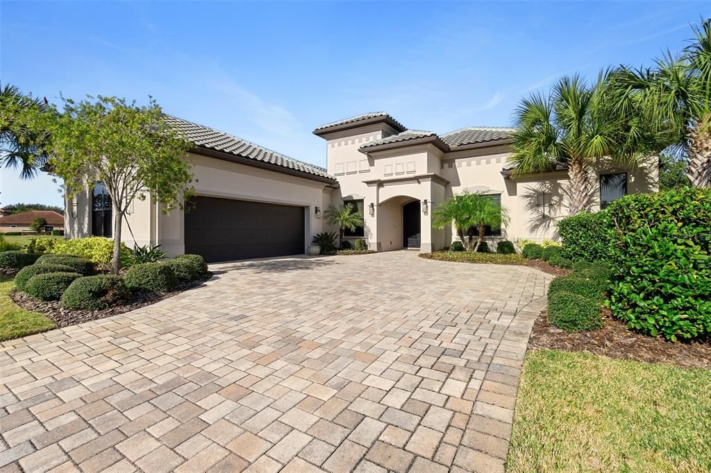 Recently Sold: $1,240,000 (3 beds, 3 baths, 2732 Square Feet)