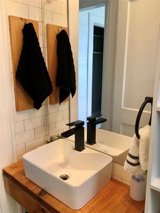 Sink area in half bath