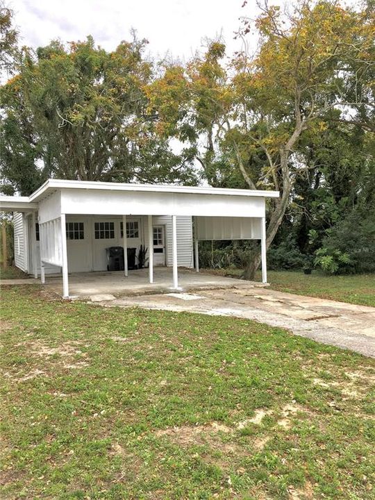 Carriage House & Covered Carport