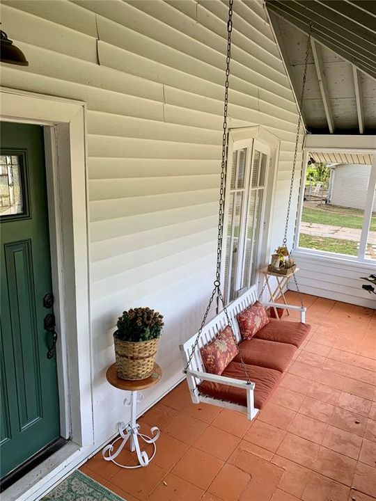 Front entry way & porch area