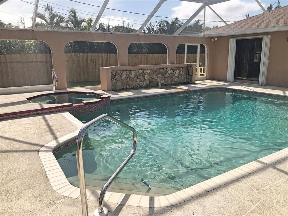 Recently Sold: $540,000 (4 beds, 2 baths, 2650 Square Feet)