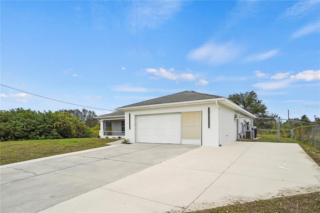 Recently Sold: $279,000 (3 beds, 2 baths, 1408 Square Feet)