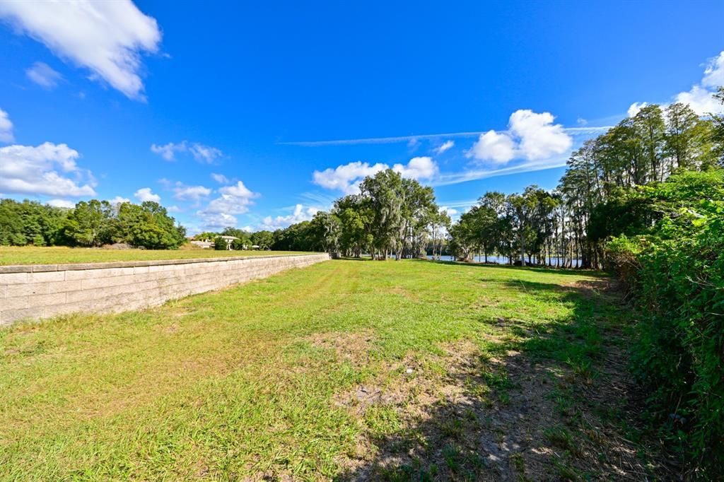For Sale: $1,275,000 (5.09 acres)