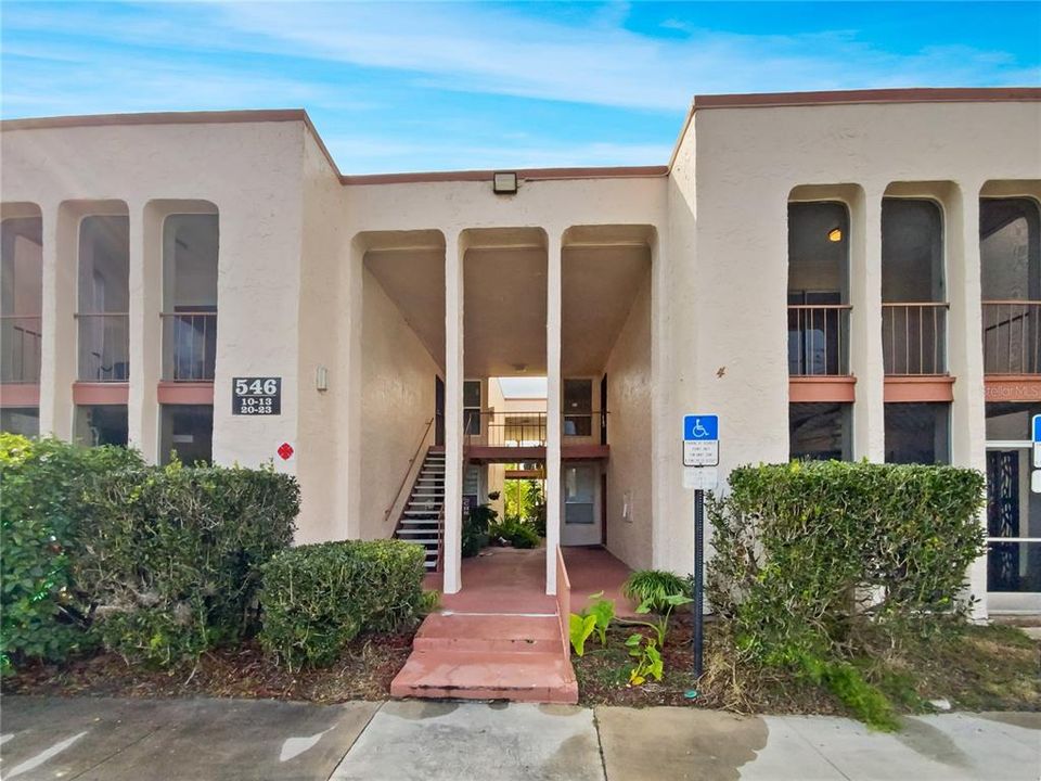 Recently Sold: $200,000 (3 beds, 2 baths, 1416 Square Feet)