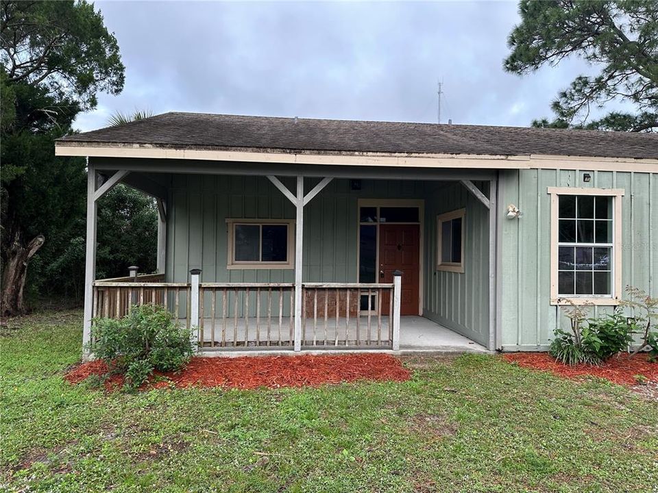 Recently Sold: $139,900 (1 beds, 1 baths, 1249 Square Feet)