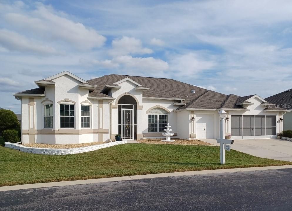 Recently Sold: $399,900 (3 beds, 2 baths, 2335 Square Feet)