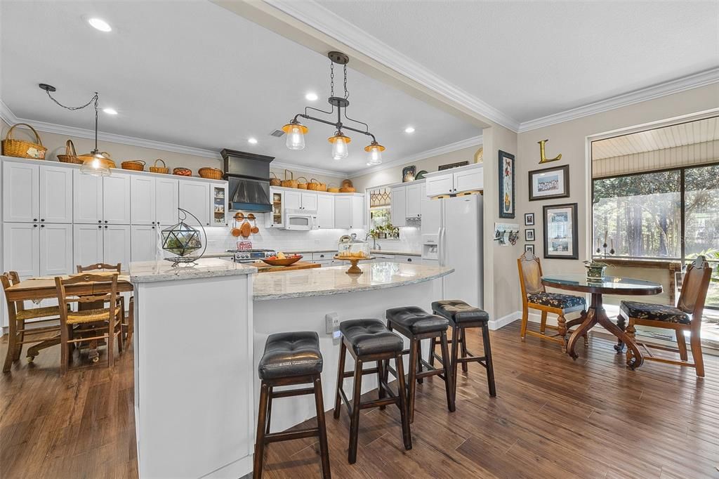 Recently Sold: $495,000 (3 beds, 2 baths, 2224 Square Feet)