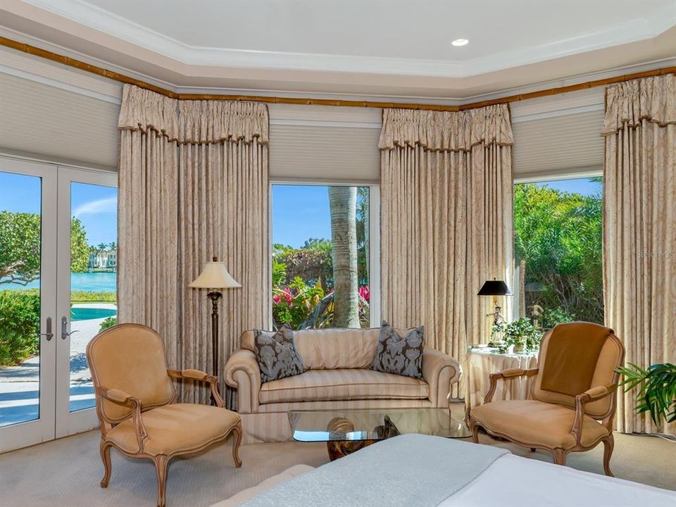 For Sale: $10,500,000 (5 beds, 6 baths, 7170 Square Feet)