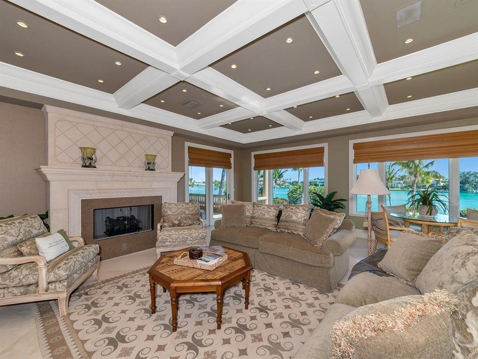 For Sale: $10,500,000 (5 beds, 6 baths, 7170 Square Feet)