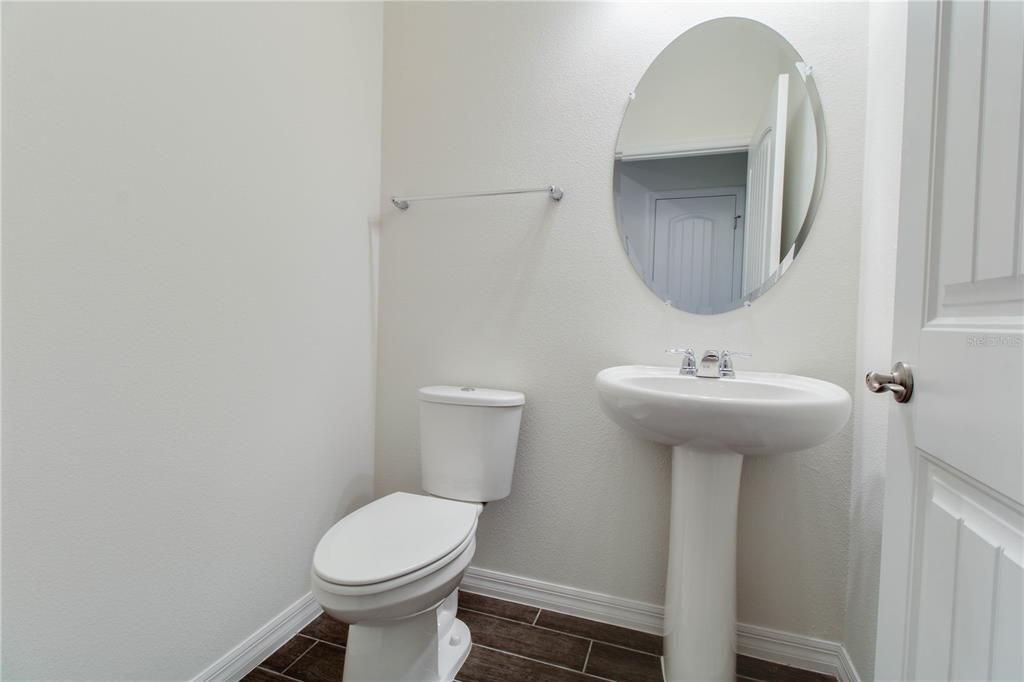 最近租的: $3,295 (3 贝兹, 2 浴室, 2056 平方英尺)