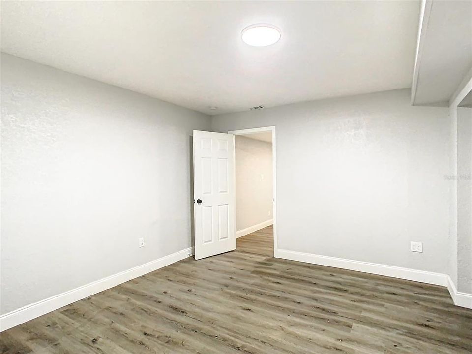 Active With Contract: $267,000 (3 beds, 2 baths, 1440 Square Feet)