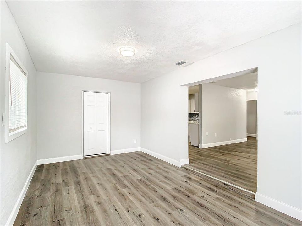 Active With Contract: $267,000 (3 beds, 2 baths, 1440 Square Feet)