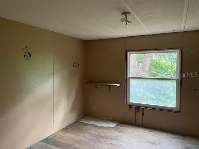 For Sale: $89,000 (4 beds, 2 baths, 1904 Square Feet)