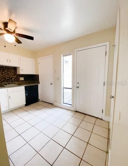 For Sale: $199,900 (2 beds, 1 baths, 1177 Square Feet)