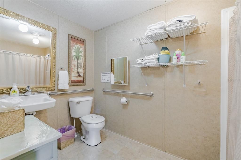 待售: $1,750,000 (0 贝兹, 0 浴室, 1130 平方英尺)