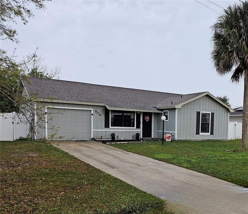 Recently Sold: $250,000 (3 beds, 2 baths, 1026 Square Feet)