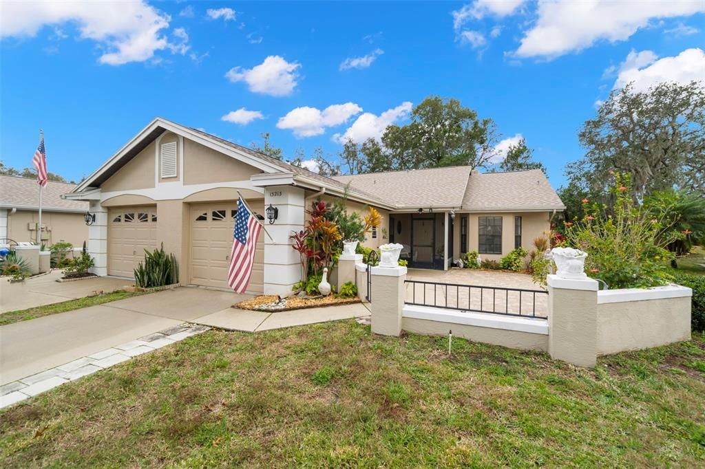 Recently Sold: $234,900 (2 beds, 2 baths, 1354 Square Feet)