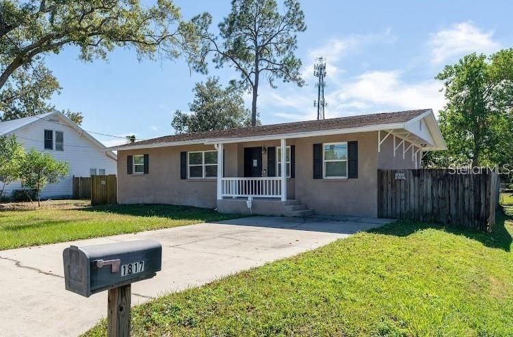 Recently Sold: $225,000 (3 beds, 2 baths, 1152 Square Feet)