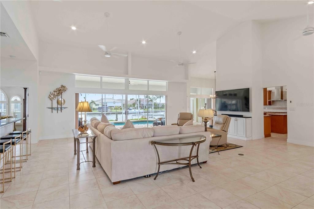 Active With Contract: $1,550,000 (4 beds, 3 baths, 4237 Square Feet)