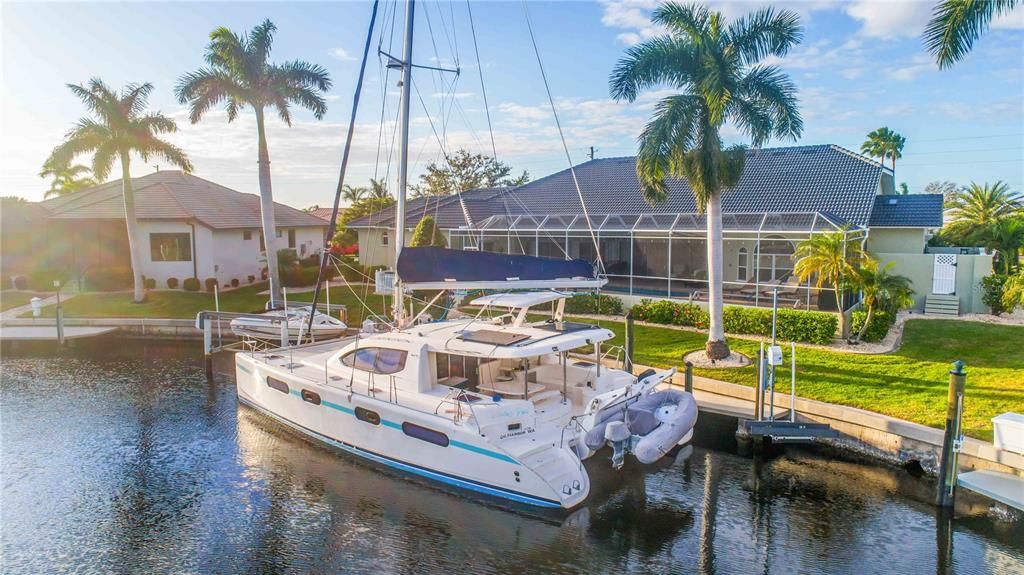 Active With Contract: $1,550,000 (4 beds, 3 baths, 4237 Square Feet)