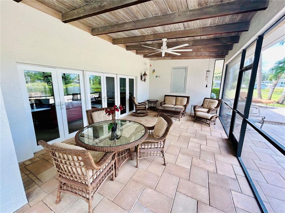 出租: $5,500 (4 贝兹, 3 浴室, 2907 平方英尺)