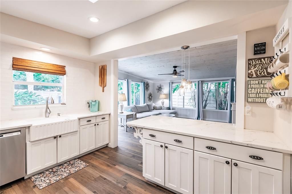 Active With Contract: $1,189,900 (3 beds, 2 baths, 1512 Square Feet)