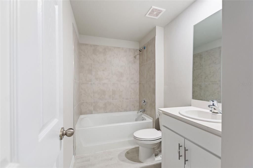 最近租的: $2,095 (4 贝兹, 2 浴室, 1499 平方英尺)