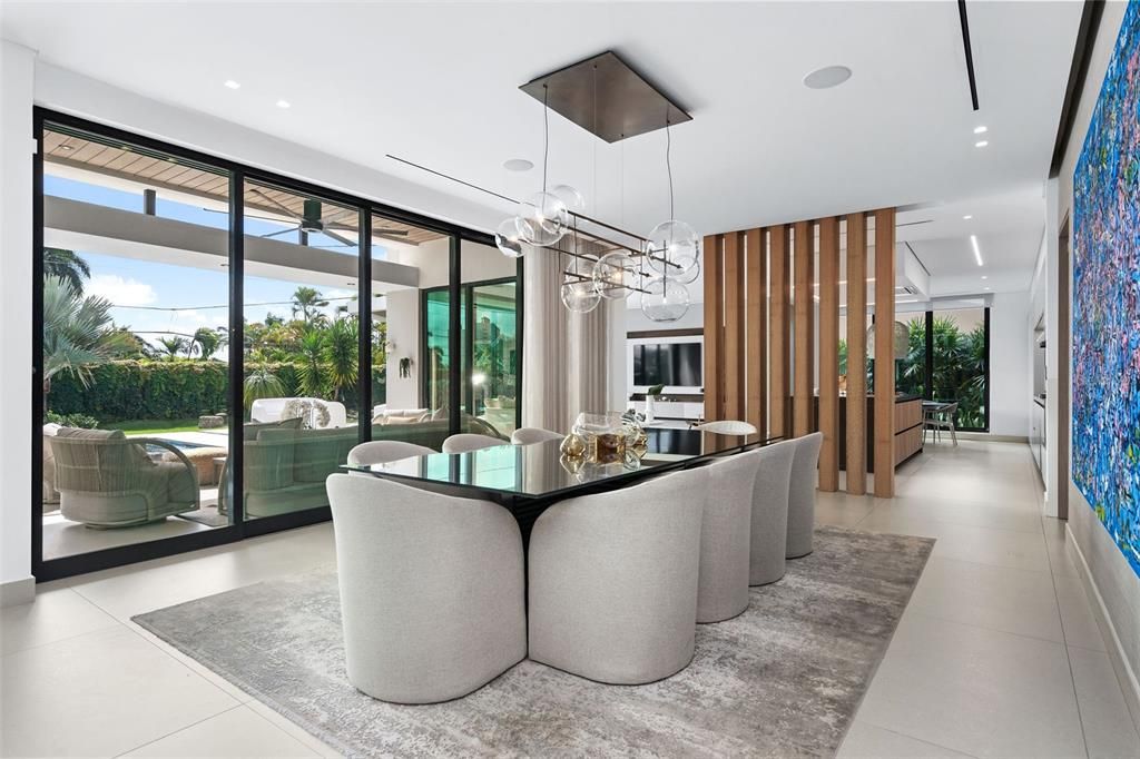 Recently Sold: $4,500,000 (5 beds, 5 baths, 5973 Square Feet)