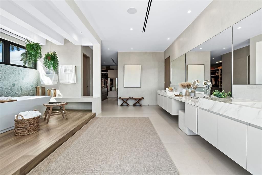 Recently Sold: $4,500,000 (5 beds, 5 baths, 5973 Square Feet)