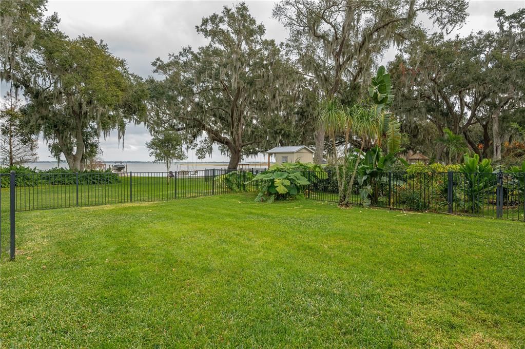 Recently Sold: $750,000 (4 beds, 3 baths, 3330 Square Feet)