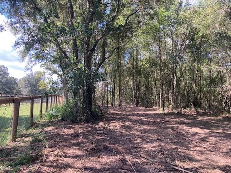 Vendido Recientemente: $129,000 (8.39 acres)