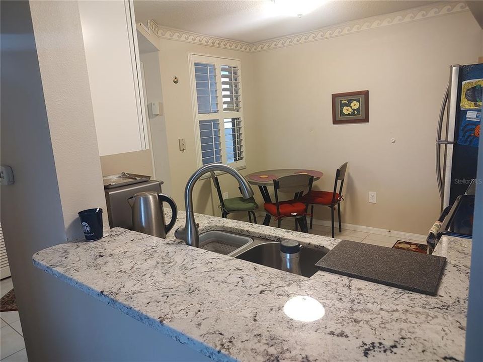 For Rent: $2,500 (3 beds, 2 baths, 1349 Square Feet)